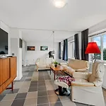 Сasa de vacaciones Slavomira - 12km From The Sea By Interhome *