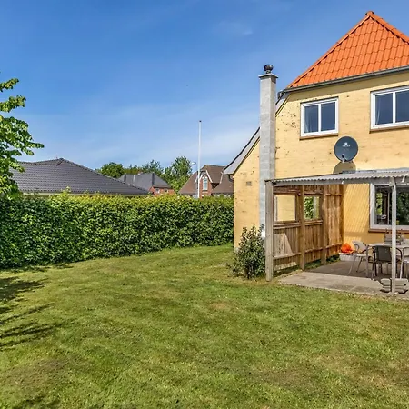 Slavomira - 12km From The Sea By Interhome Casa vacanze